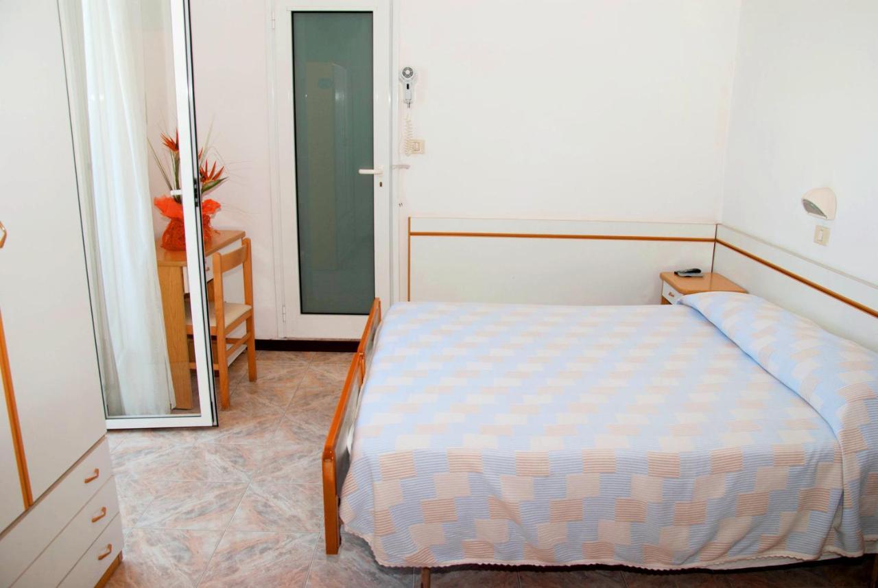 Hotel Silvana Bellaria-Igea Marina Exterior photo